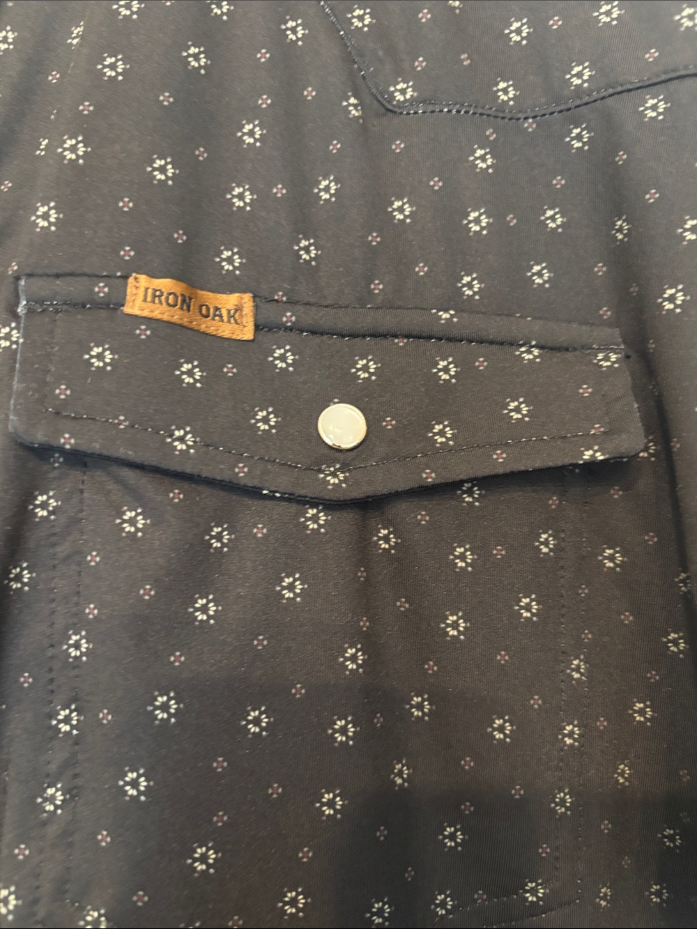 Large men’s Iron Oak polo - Picture 3 of 5